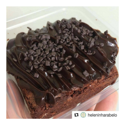 Brownie coberto Heleninha Rabelo